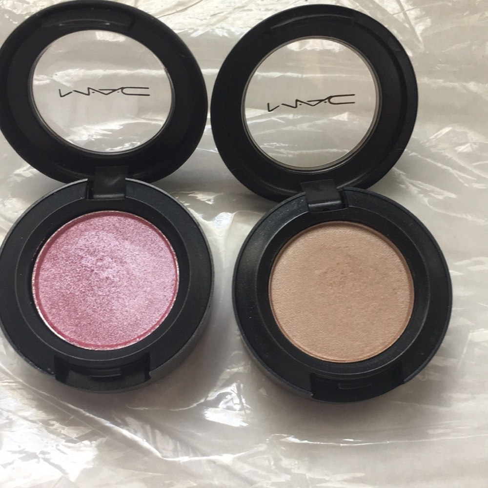 MAC Eyeshadow: Swish & Era